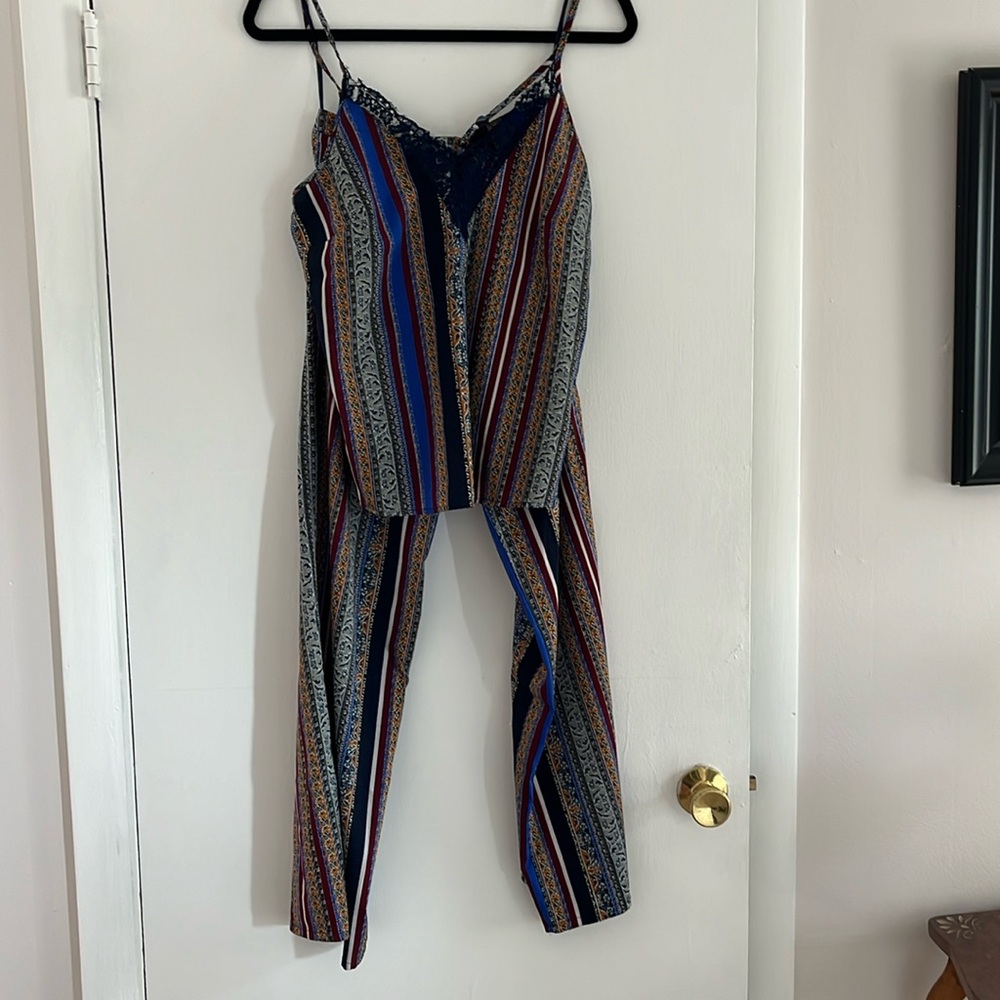 Pajama lounge set with Cami and pants multicolored size small